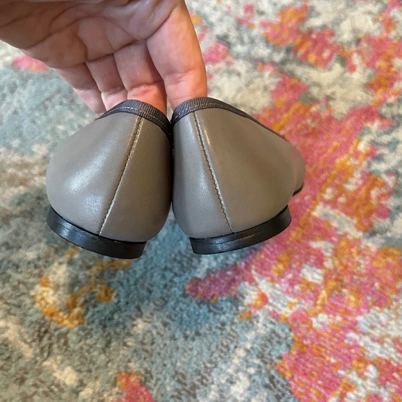 French Sole Lola Grey Leather Ballet Flats - like new - Picture 8 of 9